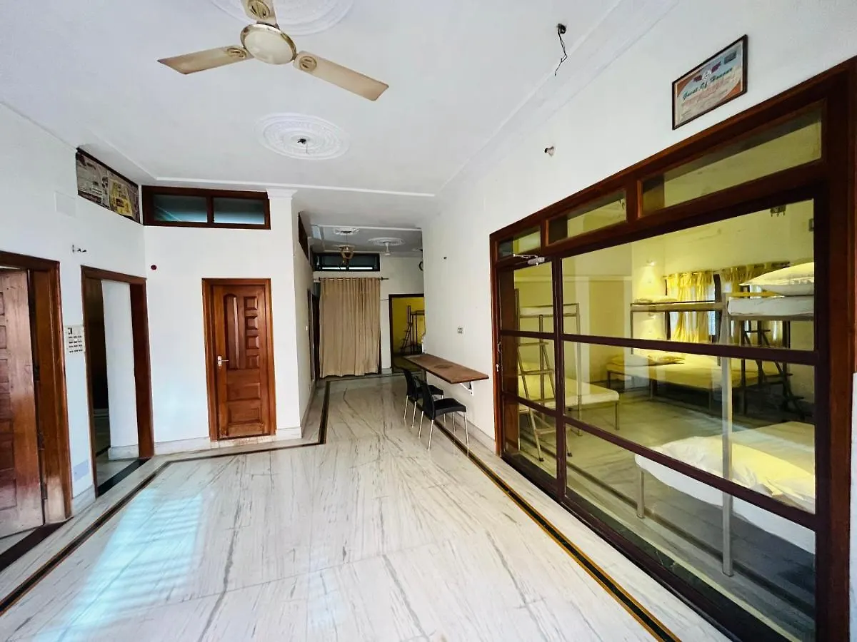 Batra Guest House Waranasi 0*,  Indie